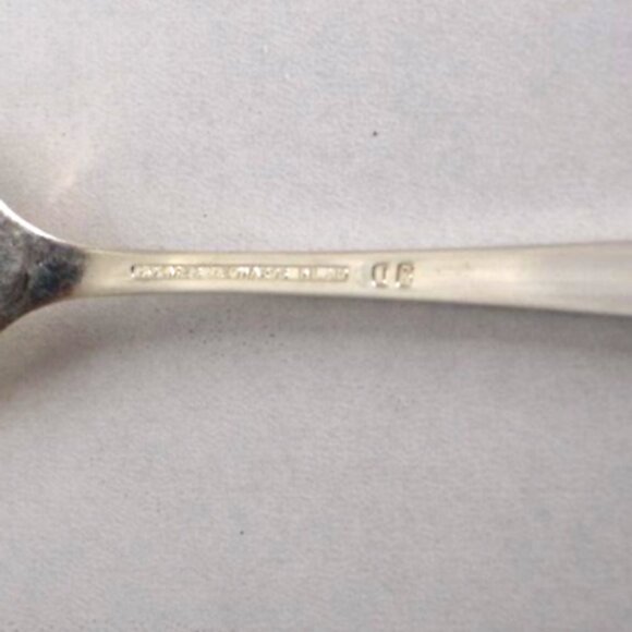 1937 Holmes & Edwards Lovely Lady Silverplate Teaspoon Replacement Flatware! - Picture 3 of 9